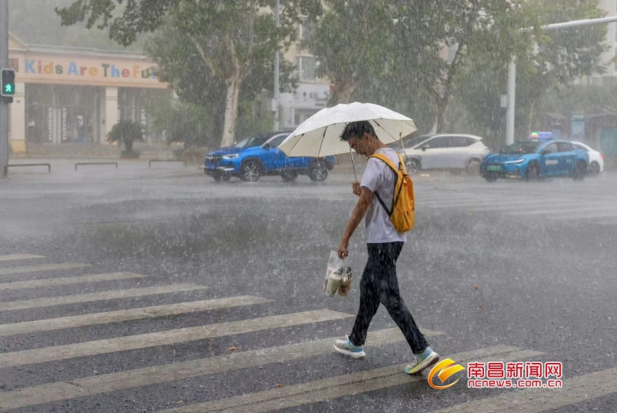 旅行高温天气防护指南，保护你的旅途安全与健康